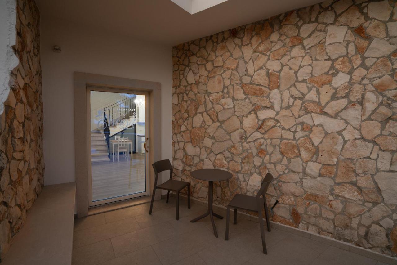 Essenza Acomodação com café da manhã Massafra Exterior foto